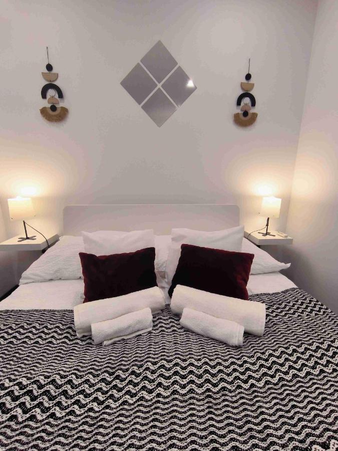 Baky House Apartamento Balatonlelle Exterior foto