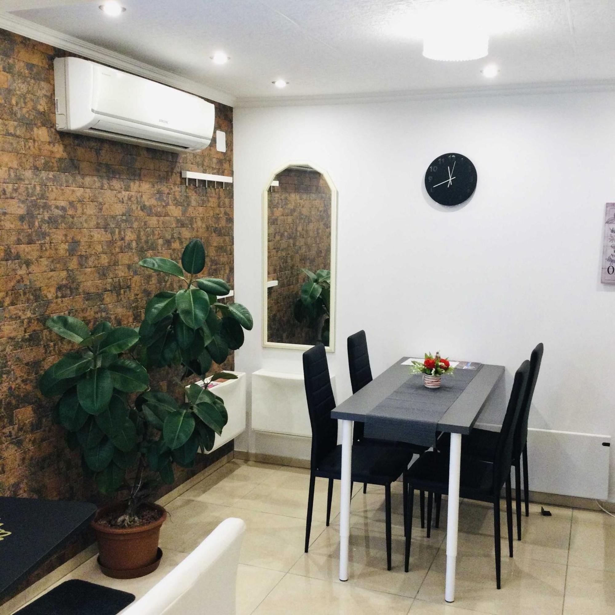 Baky House Apartamento Balatonlelle Exterior foto